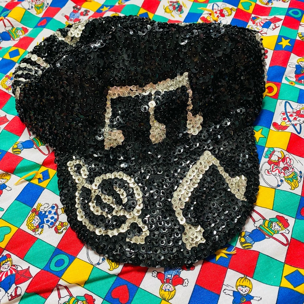 Vintage music notes hat